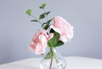 Simple Arrangements In Bud Vases Using The Same Flowers As pertaining to measurements 2048 X 1536
