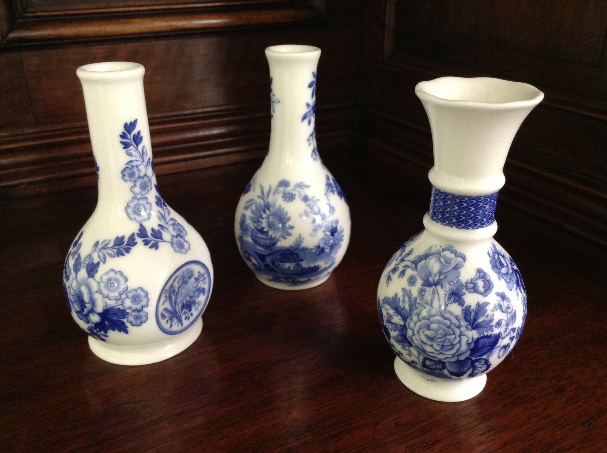 Spode Bud Vases Set Of 3 Bud Vases Vase intended for proportions 2052 X 1532