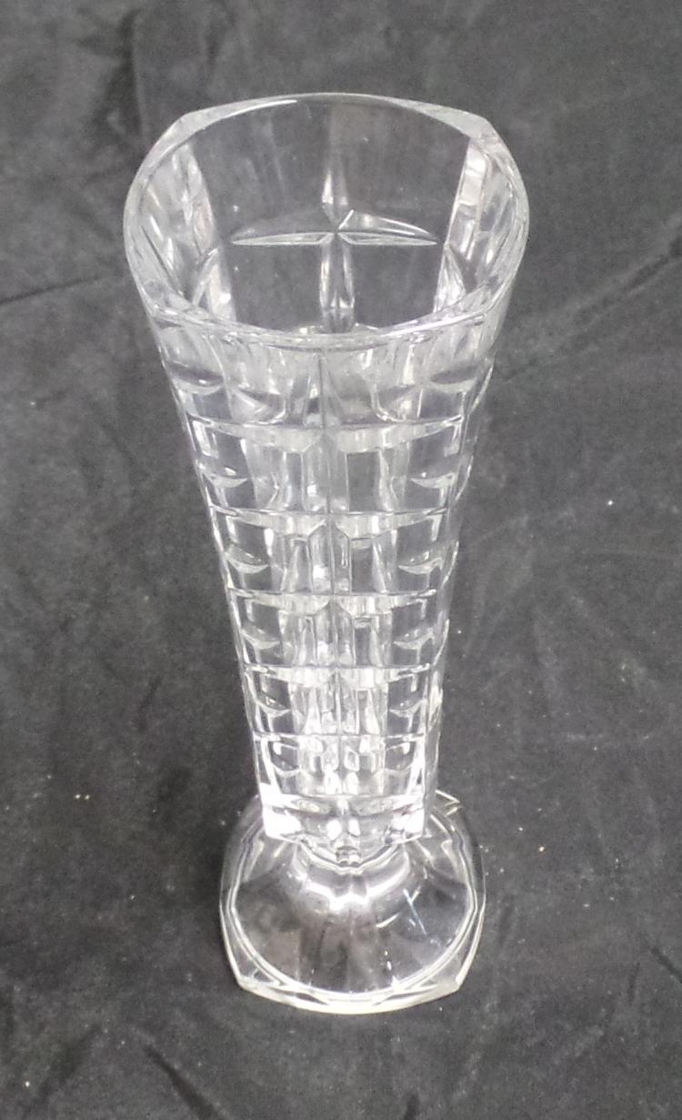 Square Cut Crystal Pedestal Vase No Visible Markings with size 750 X 1231