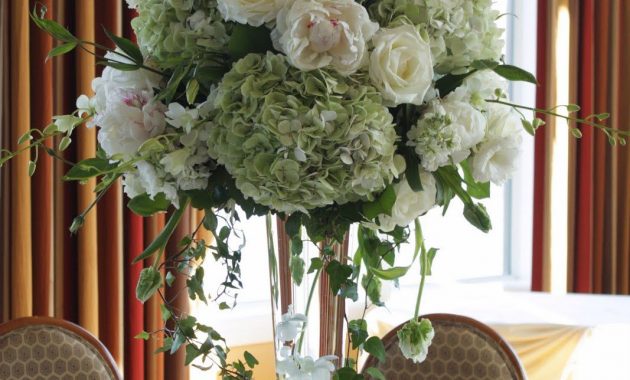Tall Wedding Centerpieces Flower Centerpieces Wedding with proportions 1067 X 1600