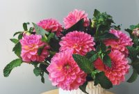 The 5 Vases You Need For Having Fresh Flowers Cupcakes pertaining to dimensions 884 X 1200