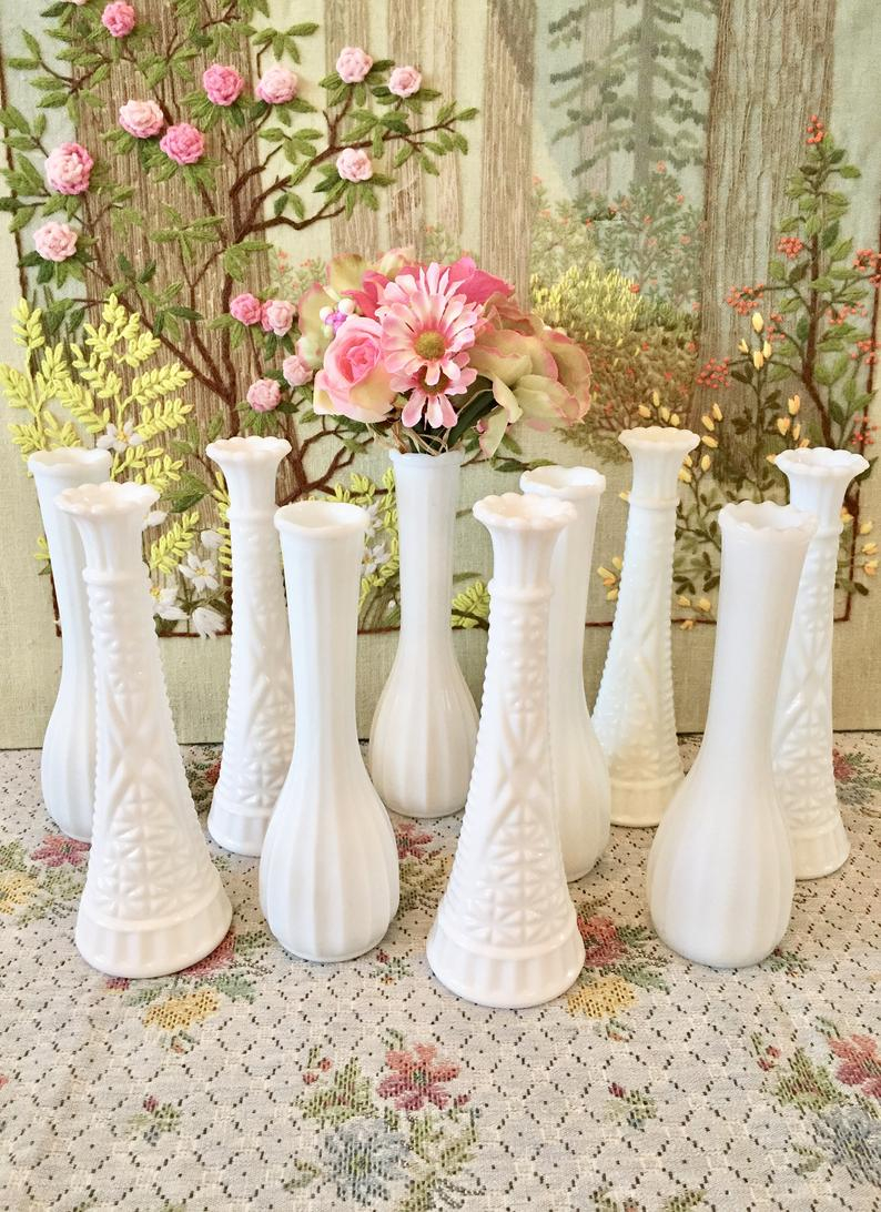 Vase En Verre De Lait Pour Vases De Pice Matresse De Mariage Pour Les Pices Matresses Lait En Verre Bud Vases White Vases Vases Bulk Vases Pour within size 794 X 1092