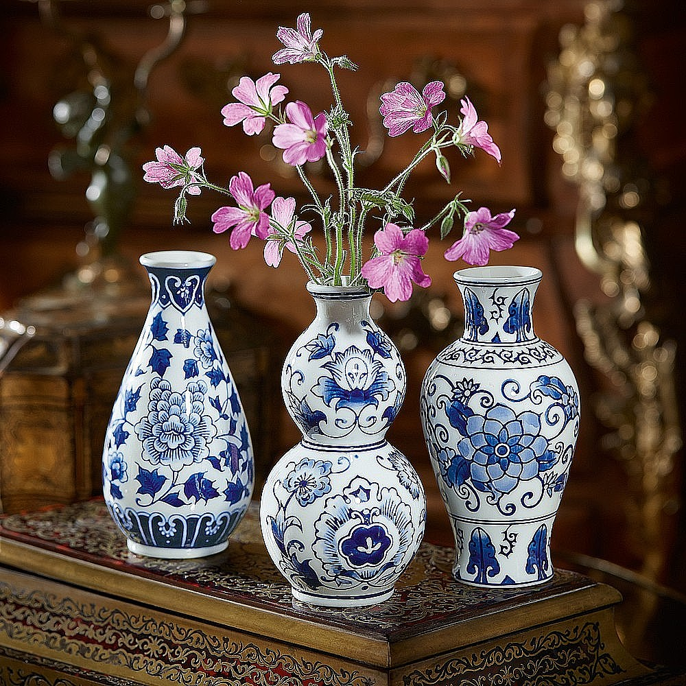 Vases Delft Bleus in proportions 1000 X 1000