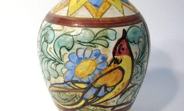 Vintage Italian Ceramic Hand Painted Vase Made In Italy inside size 1000 X 992