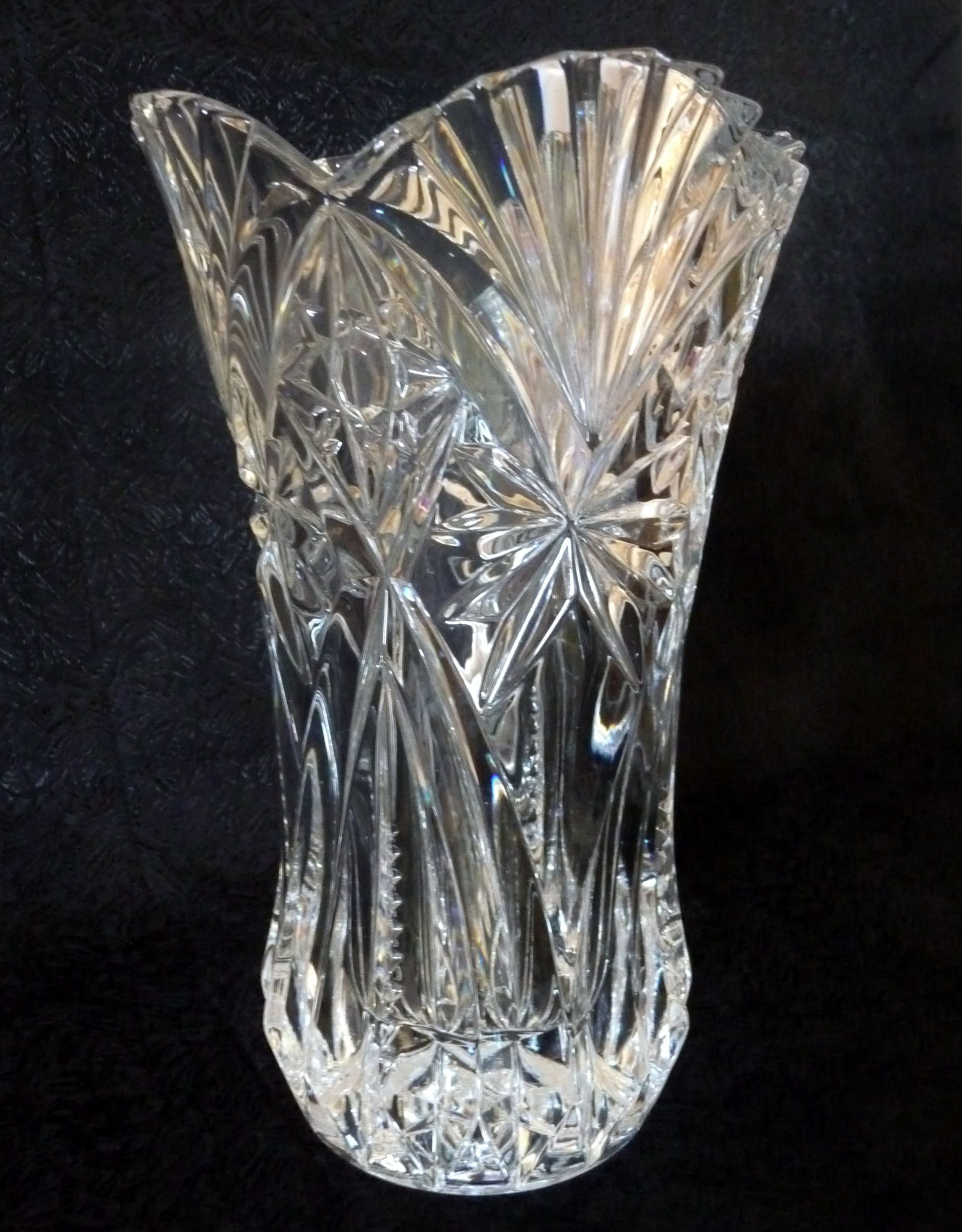 Waterford Crystal Vase Wstar Design Scallop Edge 5 X 9 intended for size 2300 X 2945