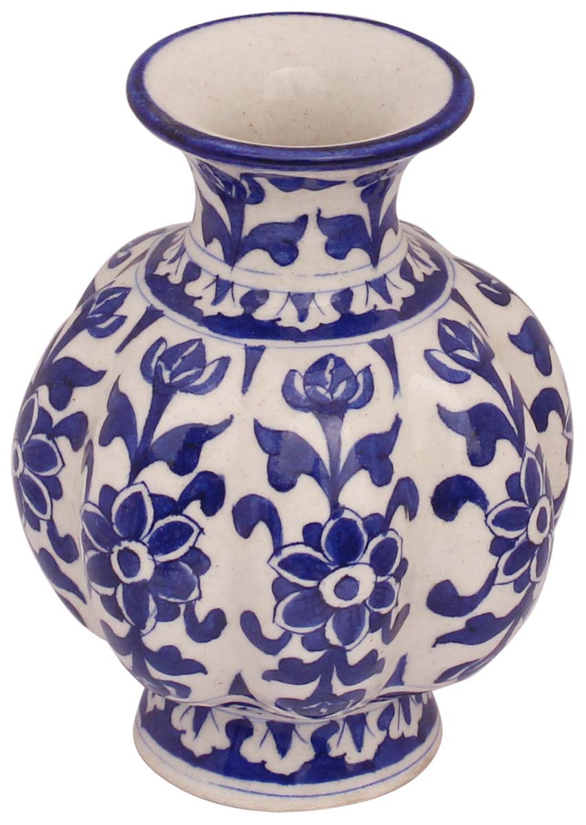 Wholesale Ceramic White Blue 7 Flower Vase In Bulk Hand in size 853 X 1200